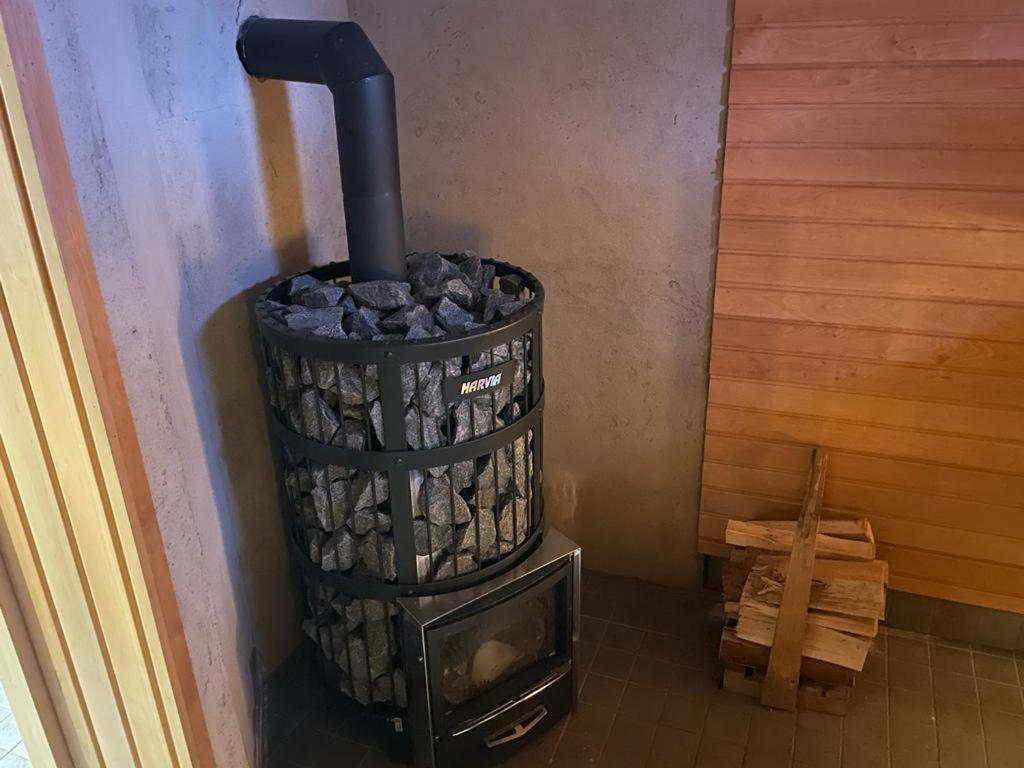 Napapiirin Eraekartano Apartment Pello Bagian luar foto